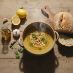 La recette express et irrésistible de mes roulés croustillants à la pâte filo, l’apéro des fêtes qui fait sensation en 15 minutes !