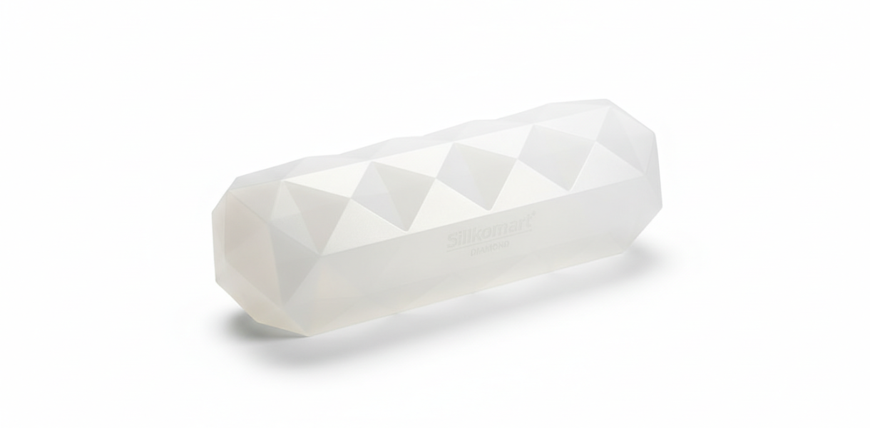 découvrez notre test complet du set de moules en silicone silikomart diamond, idéal pour réaliser des bûches élégantes et originales avec facilité.