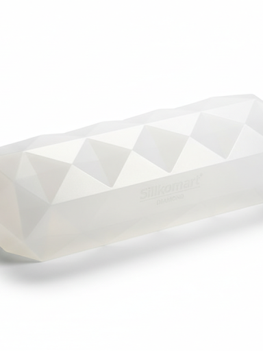 découvrez notre test complet du set de moules en silicone silikomart diamond, idéal pour réaliser des bûches élégantes et originales avec facilité.