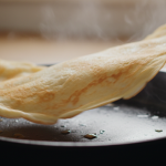 Le secret des experts pour une pâte à crêpes parfaitement lisse : un geste simple révélé