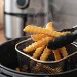 Gratin exquis de pommes de terre, poireaux et carottes : la recette facile pour un plat fondant et doré à souhait