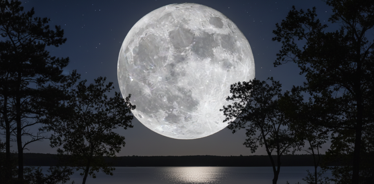 découvrez la date précise de la pleine lune d'avril 2026 et explorez notre guide complet du calendrier lunaire pour mieux comprendre ses influences et ses significations.