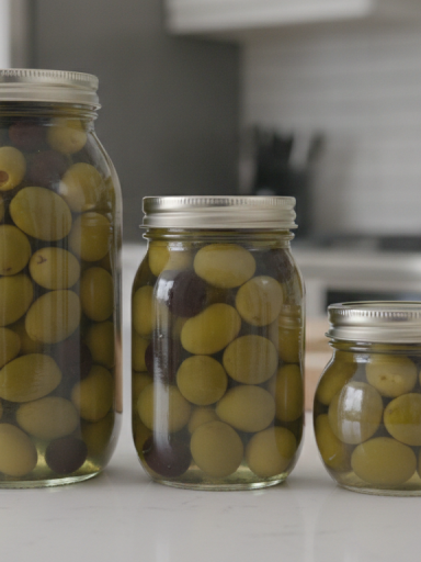 découvrez notre guide complet pour préparer des olives fraîches récoltées avec des étapes faciles à suivre et des conseils d'expert pour réussir la préparation maison.